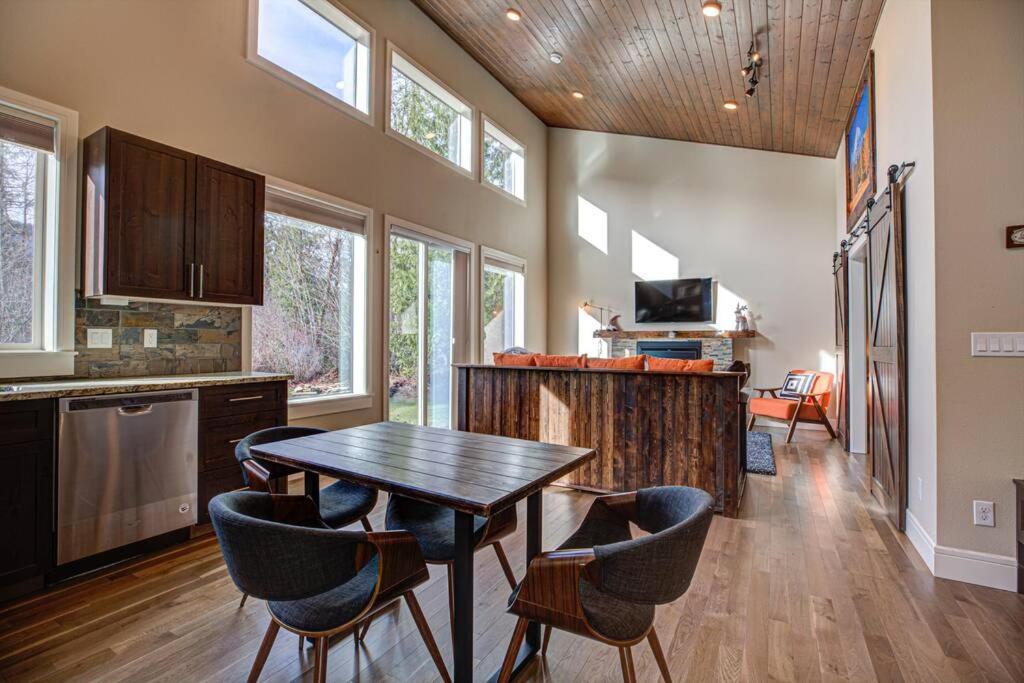 Newly Built Modern Chalet Duplex - 1 Mount Hood Village Extérieur photo