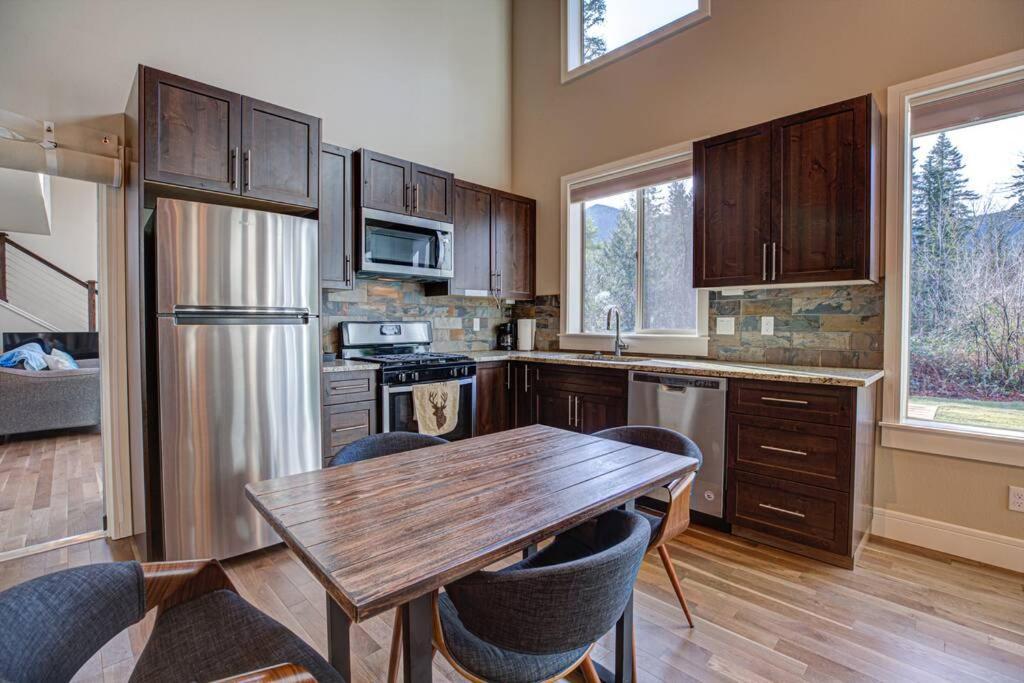 Newly Built Modern Chalet Duplex - 1 Mount Hood Village Extérieur photo